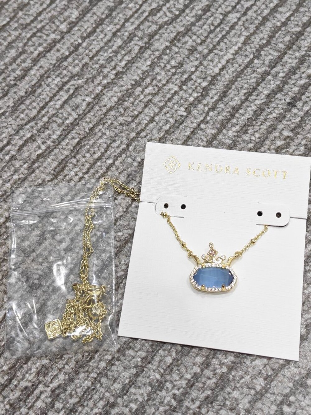 Kendra Scott Blue Stone Crown Pendant Necklace